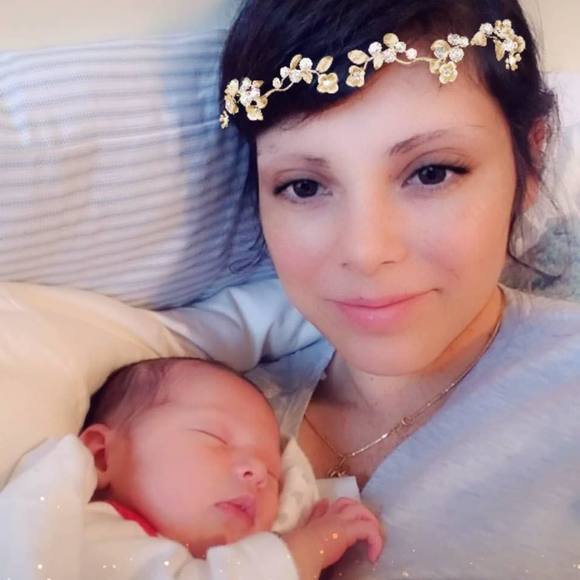 Meet your Posher, Eva - Picture 1 of 1